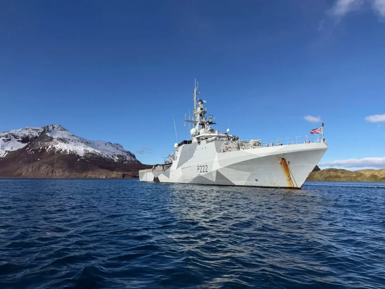 El Reino Unido realizó un ejercicio militar conjunto en el Atlántico Sur y el Atlántico ecuatorial