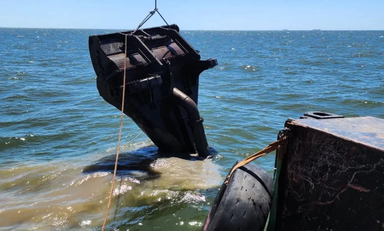 La ANP recuperó el cabezal de dragado de la Draga 11 “21 de Julio” en el canal de acceso al Puerto de Montevideo