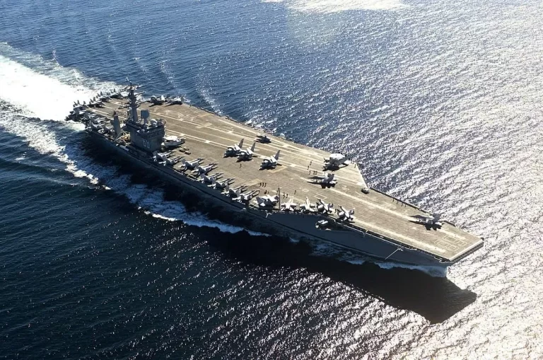 Despliegue del USS Nimitz en la región se articula con evaluaciones previas en el Puerto de Montevideo