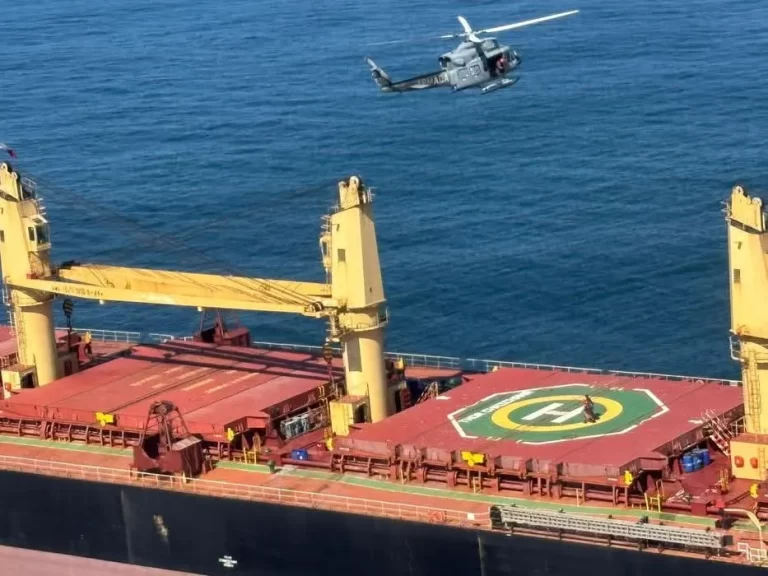 Respuesta aeronaval inmediata: la Armada Nacional ejecutó rescate frente a Piriápolis