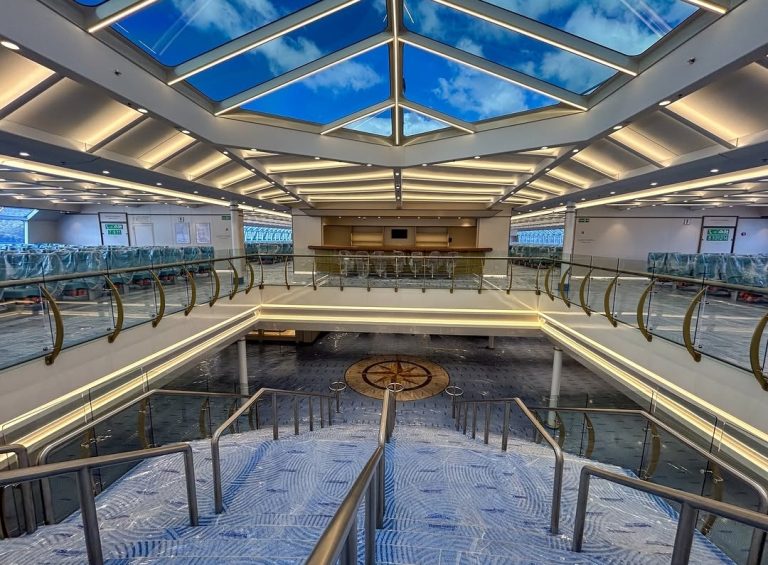 Incat revela el interior del ferry eléctrico “China Zorrilla”: diseño, escala y confort en la recta final del proyecto