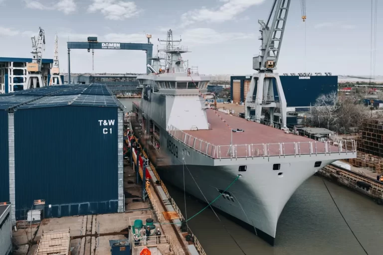 Portugal incorpora un nuevo buque multipropósito: Damen bota el NRP D. João II