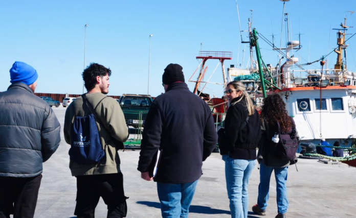 sudeppu y estudiantes